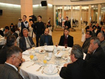 KATOLİK KİLİSE - Kazakistan’ın Şair ve Yazarları, Da Platformu’nun Bayram Yemeğinde Buluştu