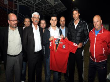 Kepez`den Van`a Spor Desteği