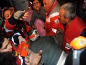 Yıkılan otelin enkazından 20 kişi kurtarıldı