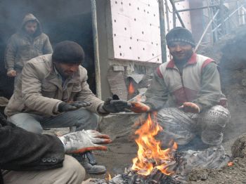 Erzurum’da Gece Termometreler Eksi 23 Dereceyi Gösterdi