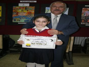 MADENCILER GÜNÜ - 4 Aralık Dünya Madenciler Gününde Yarışmaya Giren Öğrenciler Ödüllerini Aldı