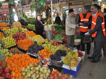 Balıkesir Kimse Yok Mu Derneği Bin 500 Kişilik Aşure Dağıttı