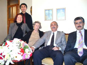 TÜRKÇE ÖĞRETMENI - Gülşen Öğretmen Birikimlerini Eğitime Harcayacak