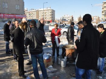DURAN ÖZKAN - Güneş Tv'den Aşure İkramı
