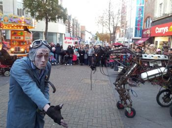 Demir Atın Deli Sahibi