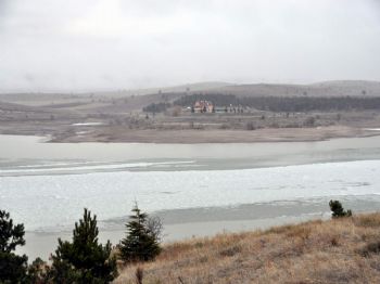 Gölova Gölü Dondu