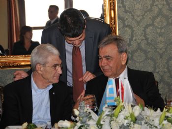 İSMAİL CEM - İzmir-selanik Hattında “ikinci Bahar”
