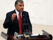 CHP'li vekil kürsüye oyuncak hayvanlarla çıktı