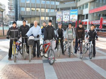 Lise Öğrencilerinden Bisiklet Turu