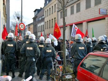SOSYALIZM - Neonazilerden Köln’de Provakasyon Gibi Gösteri