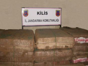 Sınırda 1 Ton 520 Kilo Kaçak Çay Ele Geçirildi