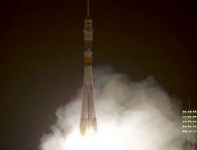 Japonya, yörüngeye casus uydu fırlattı