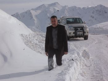 AKÇALı - Köylerde Karla Mücadele Çalışması