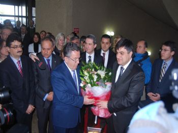 YUSUF ZİYA ÖZCAN - Yök'te Devir-teslim