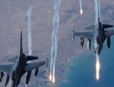 ÇANAKLı - F-16'lar boş arazileri bombalamış