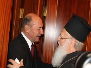 AYA YORGI - Romanya Devlet Başkanı Traian Basescu, Bartholomeos’u Ziyaret Etti