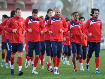 MUSTAFA SARP - Samsunspor, Beşiktaş Maçı Hazırlıklarına Başladı