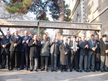 RONA YıRCALı - Eski Turizm Bakanı Kırımlı Balıkesir'de Toprağa Verildi