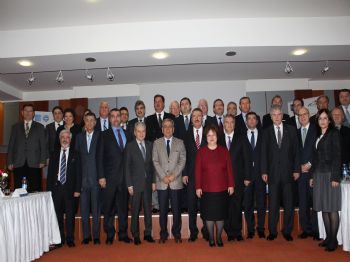 İZMIR TICARET BORSASı - Expo'nun Başına Mahmut Özgener Seçildi