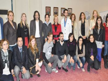 LEMAN - Leman Dergisinden 'kadına Şiddeti Leman'la Karala Projesi'