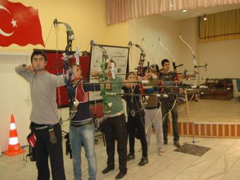 Milli Okçular Genç Büyükler Türkiye Şampiyonası Hazırlıklarını Sürdürüyor