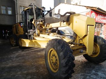 İLHAN ÖZBILEN - Sarıkamış Belediyesi’nde Greyder Sevinci