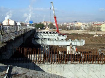 İSMAİL KAŞDEMİR - Çan Kocabaş Çayı Köprüsünde Çalışmalar Devam Ediyor
