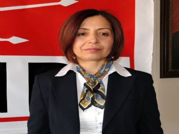 DİLEK AKAGÜN YILMAZ - Chp Milletvekili Yılmaz Uçak Seferlerinin Yeniden Başlamasını İstediklerini Söyledi