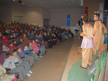 SARıMEŞE - Kartepeli Çocuklara Çevre Duyarlılığı Tiyatroyla Anlatıldı