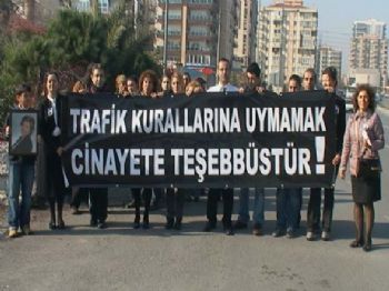 HAYRÜNNİSA GÜL - Kazada Ölen Pedagogun Çocuklarından Cumhurbaşkanlığı'na Yürüyüş