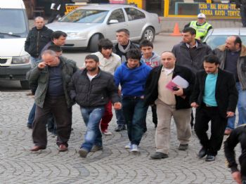 'macera Olsun' Diye Kasa Soyan 5 Zanlı Cezaevine Girdi