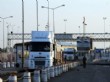 Suriye'deki Kamyonlar Türkiye'ye Giriş Yaptı