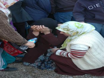 HAKKı DEVELI - Bayıltan Kömür İzdihamı