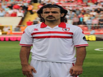 MUSTAFA SARP - Samsunspor 3 Futbolcu İle Yollarını Ayırdı