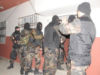 Uyuşturucu Satıcılarına Şafak Operasyonu
