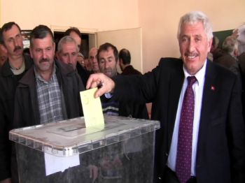 VEZIR DUMANLı - Ak Parti Refahiye İlçe Kongresi Yapıldı