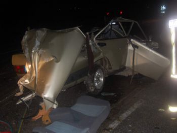 Bursa'da Karşı Yöne Geçen Tır Dehşet Saçtı: 2 Ölü