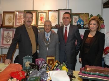 GENÇIZ FUARCıLıK - İzmir Valisi Kıraç Souvenir 2011'i Gezdi