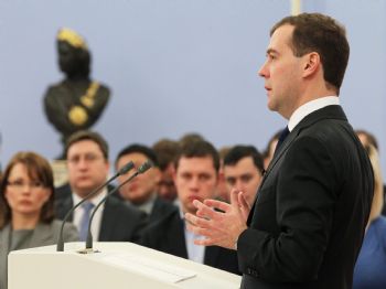 Medvedev’den Abd’ye: Kimsenin Bize Gözdağı Vermesine İzin Vermeyiz!