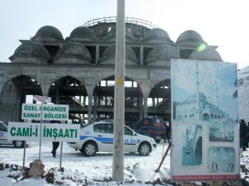 HASAN ÜNVER - Organize Sanayi Camii İnşaatında İske Çöktü: 1 Ölü, 10 Yaralı