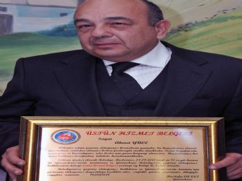 YUSUF MAYDA - Gümüşhane Yöneticileri Yemekte Buluştu