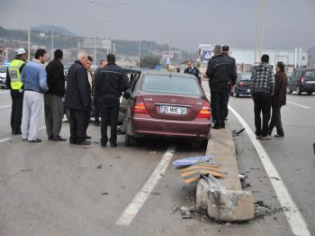 Mersin'de Trafik Kazası: 4 Yaralı