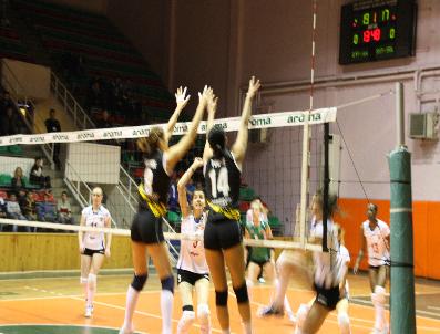 Aroma Bayanlar Voleybol 1. Ligi