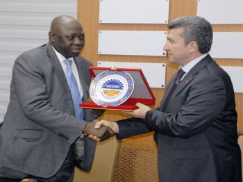 GENÇ SANAYICI VE İŞADAMLARı DERNEĞI - Dışişleri Bakanı Mumuni: Gana’daki Yatırım Fırsatlarını Değerlendirin