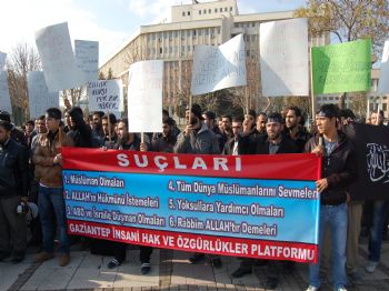 El Kaide Operasyonunu Protesto Ettiler