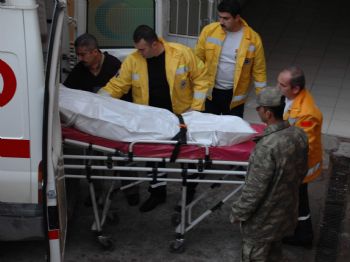 SÜLEYMAN YıLDıZ - Platonik Aşk Kurbanı Öğrenci, 4 Yıl Aradan Sonra Liseye Devam Etmiş