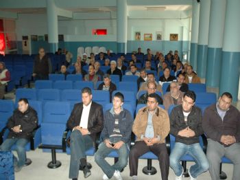 MEHMET BAYıNDıR - Trafik Polisinden Okul Servisi Şoförlerine Eğitim Semineri