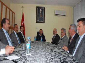 VEYSEL KATıRCı - Vali Saran'dan Yazıhan İlçesi ve Yakınca Kasabasına Ziyaret