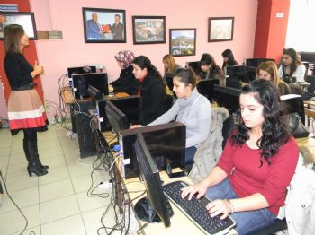 AVEA - Yozgat'ta Kurulan Çağrı Merkezinde Çalışacak İşçiler Eğitime Alındı