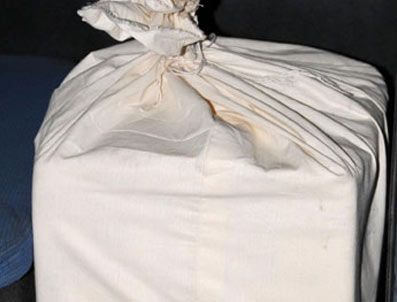 ADEM ÜNAL - Adli Tıp ceset yerine buz yolladı